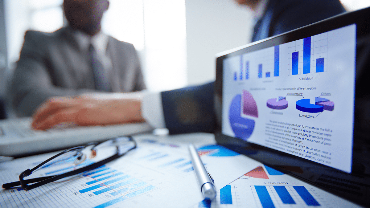 A statistical illustration for the job market